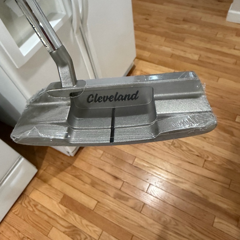 Cleveland Silver Putter for Men
